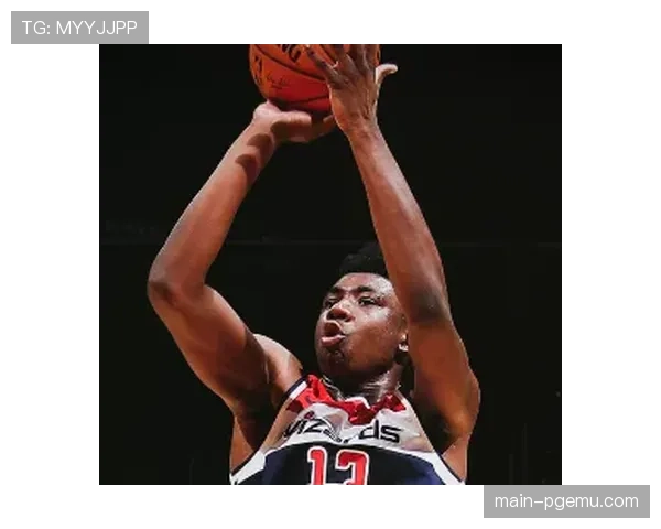 骑士中锋托马斯·布莱恩特小腿紧张 预计季后赛初始阶段继续缺席